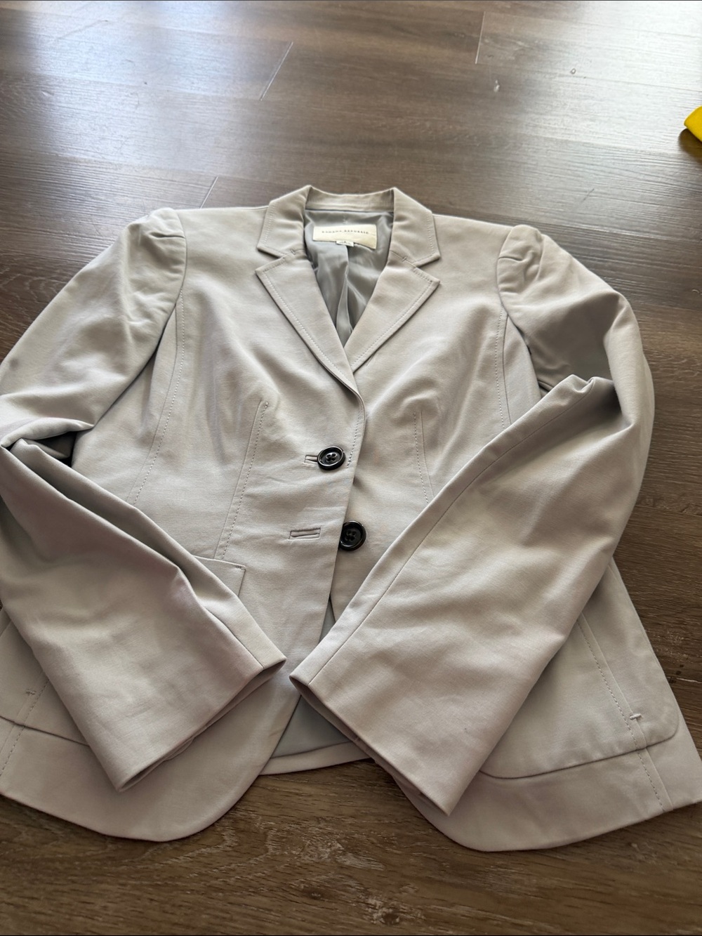 Banana Republic Light Gray Tailored Women's Blazer